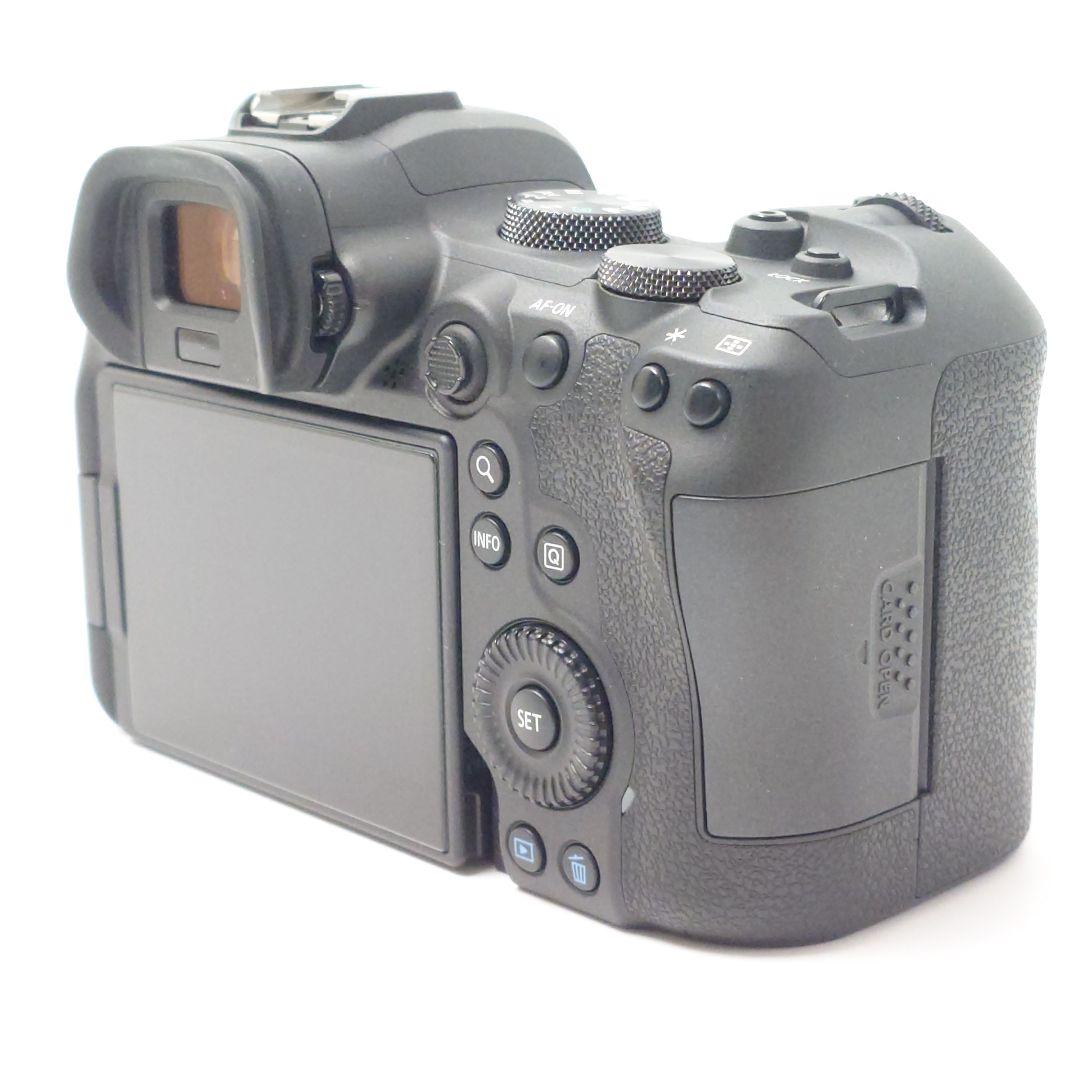 【極美品】Canon EOS R6 ボディ　シャッター数10,004回！