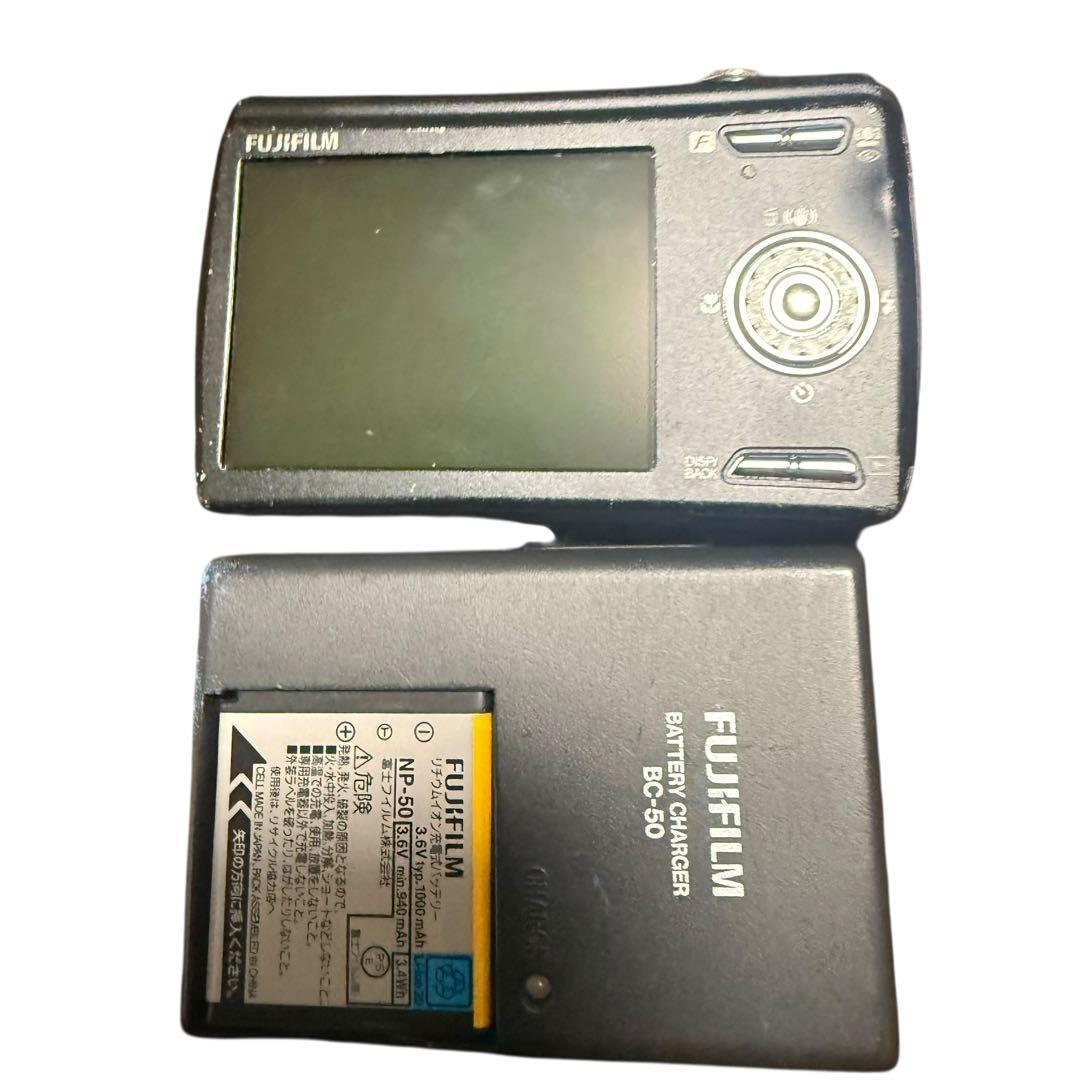 ★FUJIFILM 富士フイルム FinePix F100fdデジタルカメラ