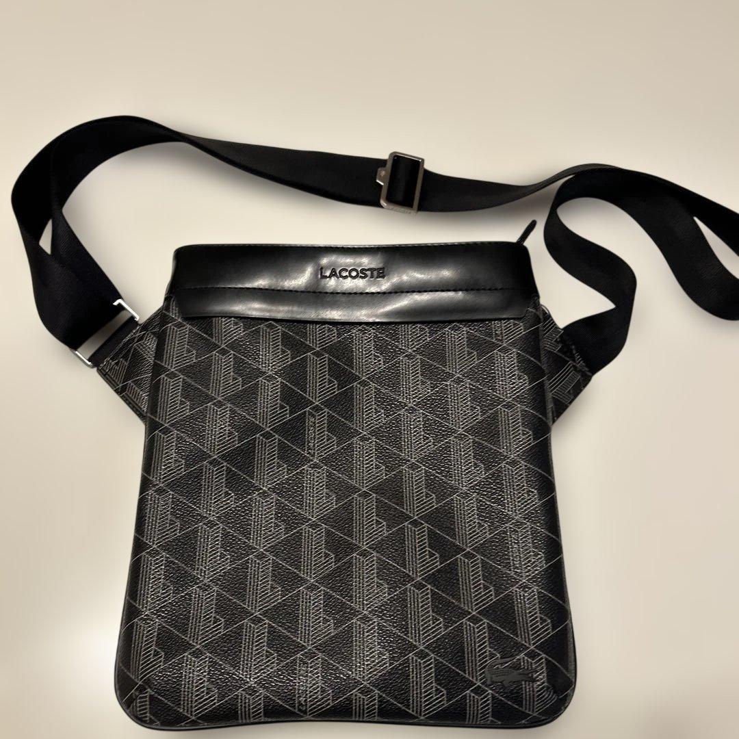 LACOSTE ラコステ ショルダーバッグ モノグラム