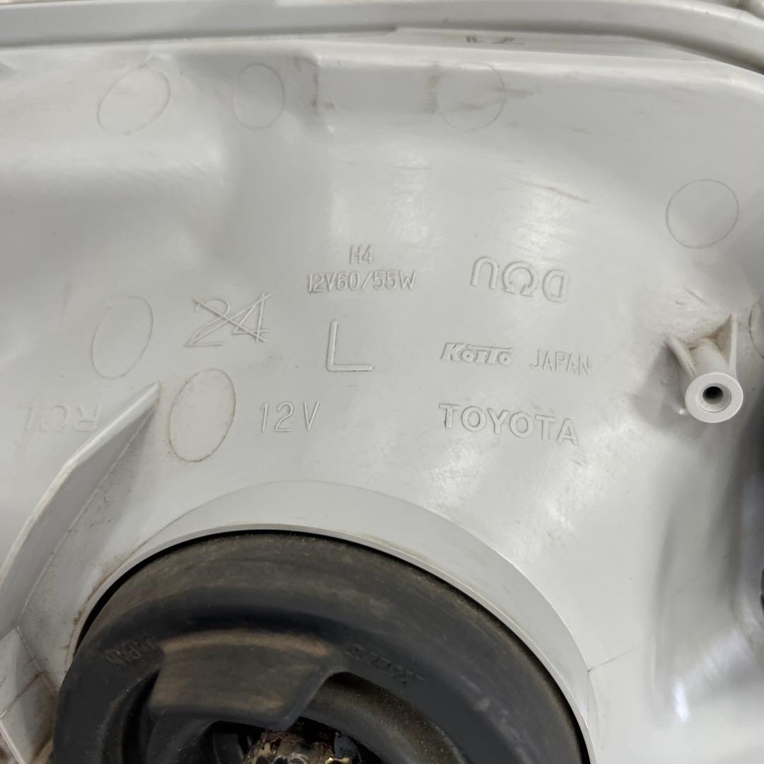 ハイエース200系 純正ヘッドライト 2個セット KOITO 26-131