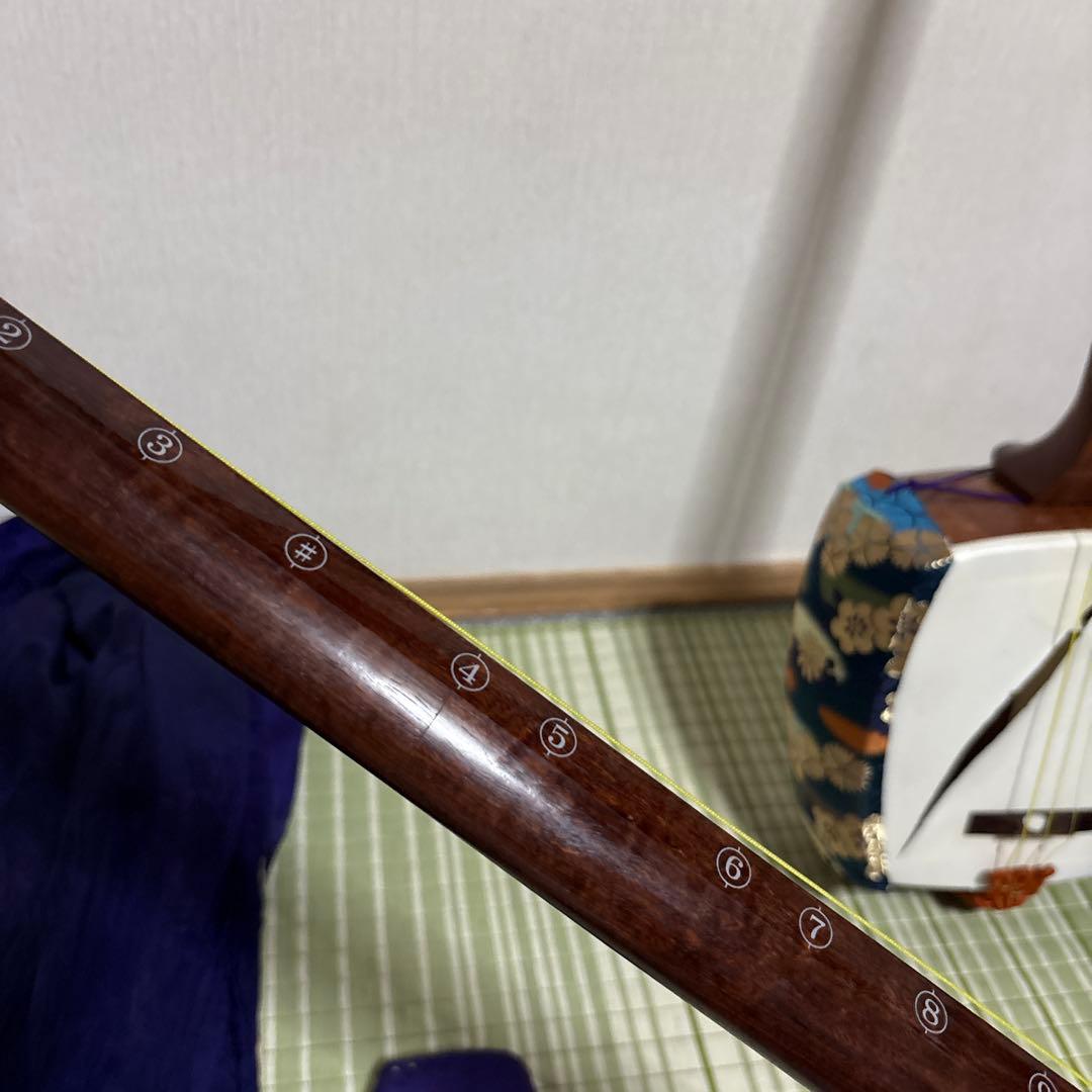 三味線　2本 K9 金　皮破れ　和楽器　胴内部ギザギザ有り