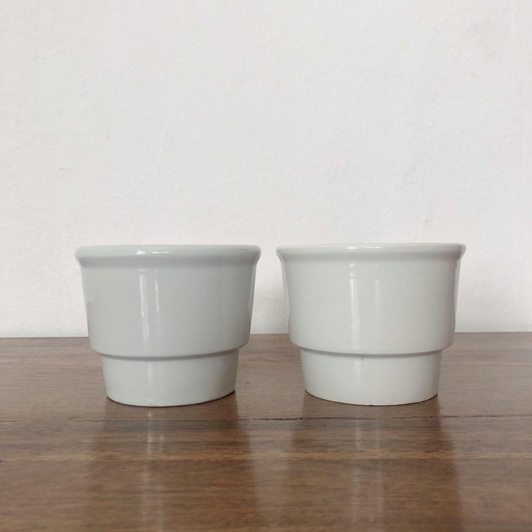 CO.さまおまとめ 【古い石鹸と重曹の容器と蓋付き薬瓶2つ】