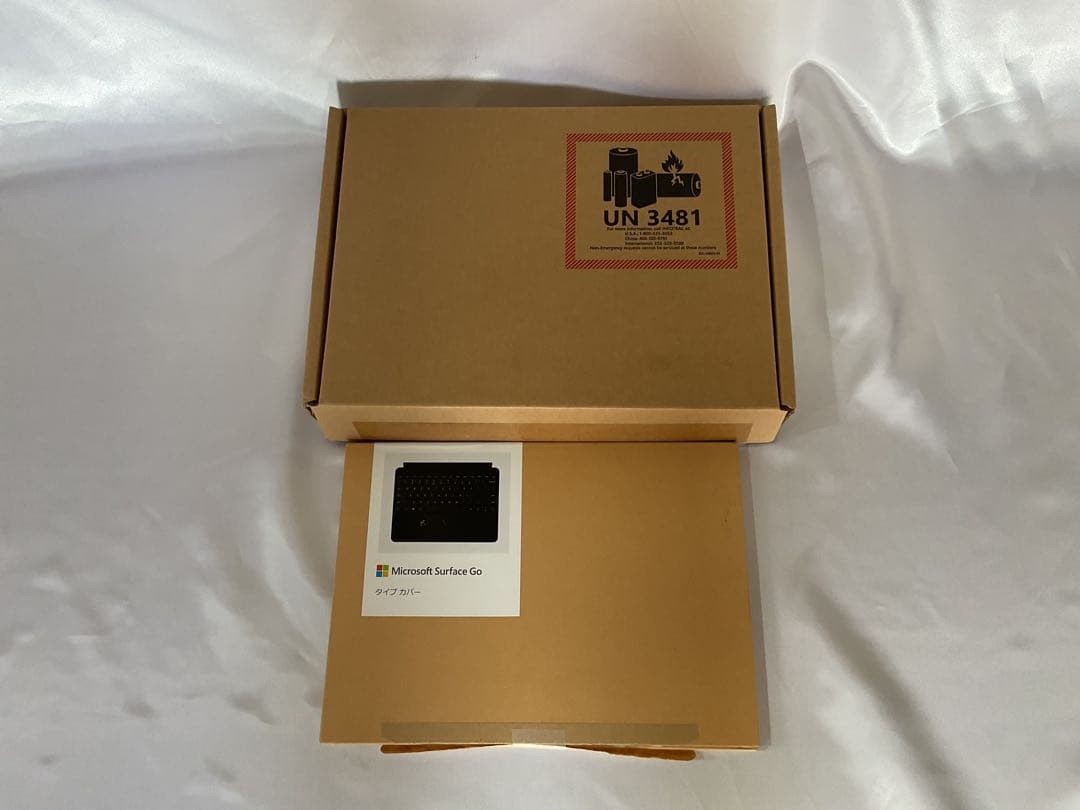 Windowsタブレット本体 Surface Go3 LTE i3 8g 128g office 2024