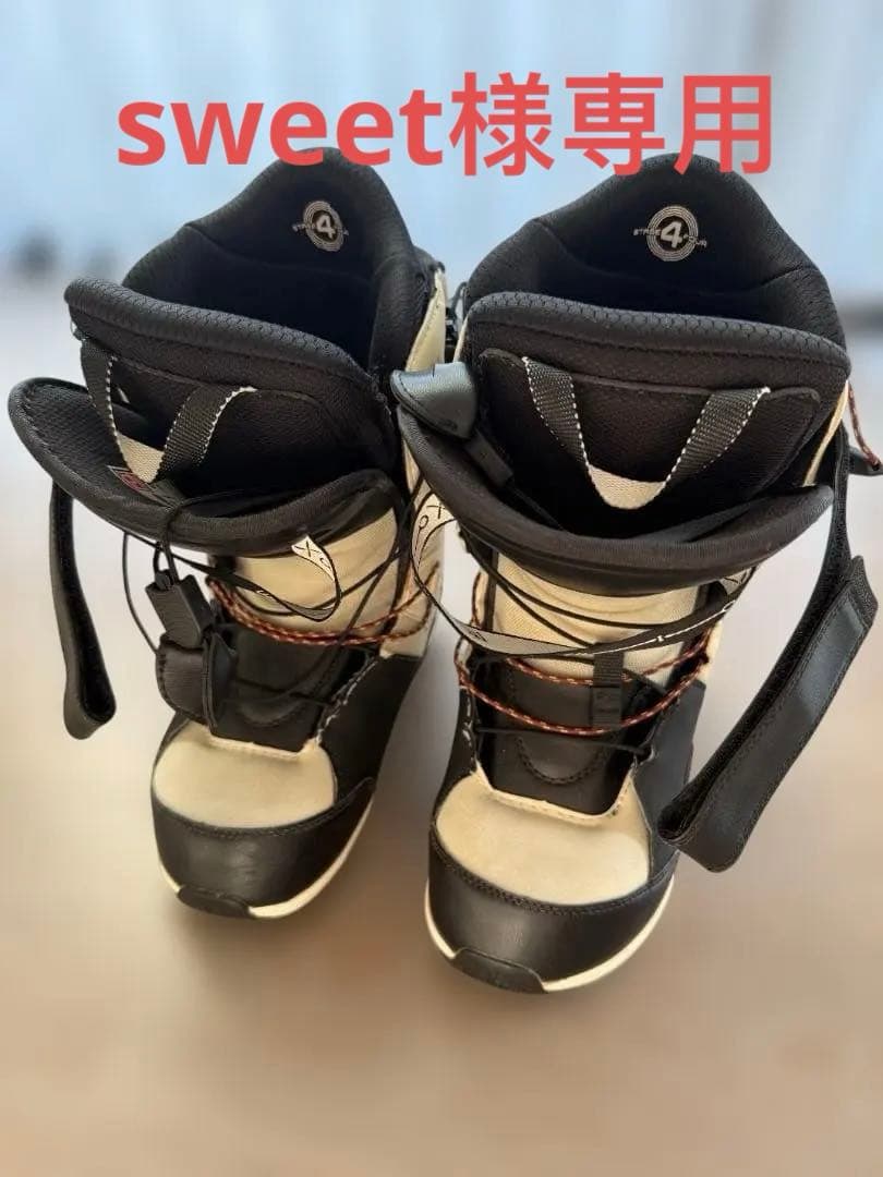 ディーラックス Empire Lara 女性用スノーボードブーツ 24.5