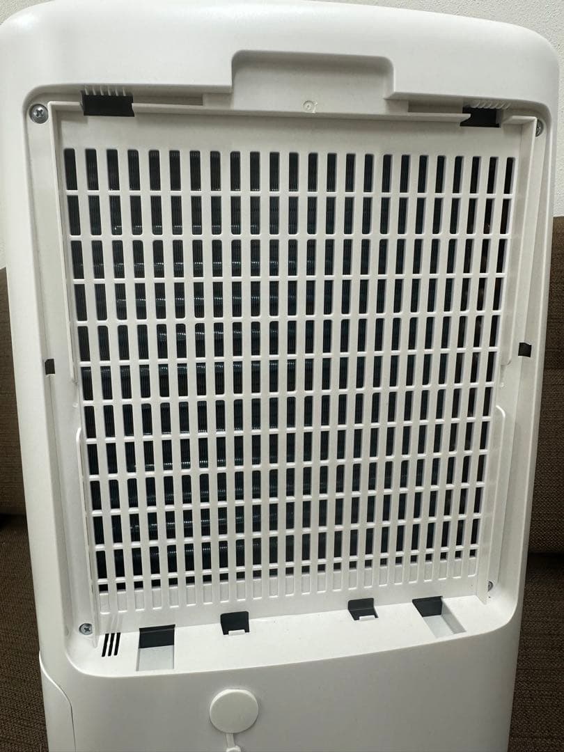 ⑥ SHARP 衣類乾燥除湿機 CV-N120-W 2022年製