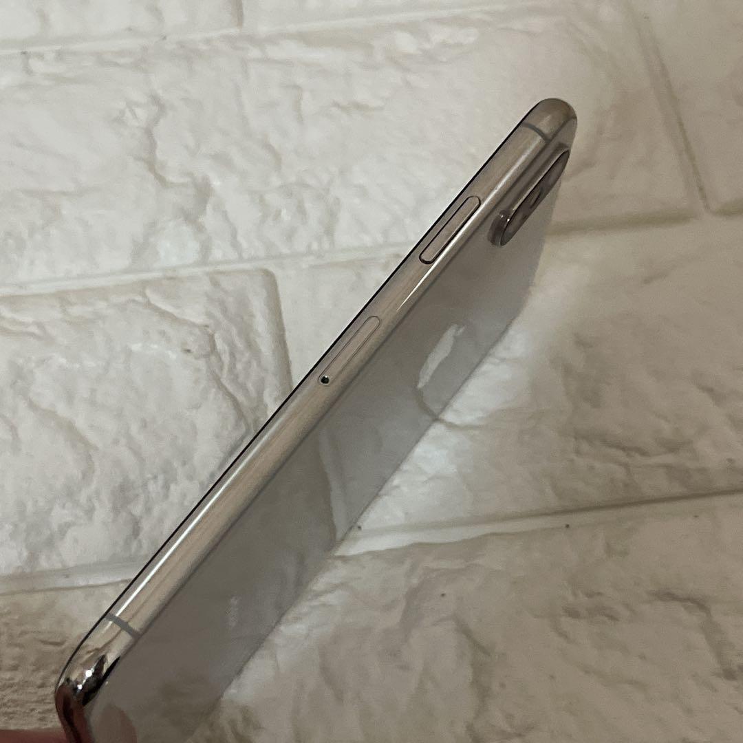 美品/iPhoneXs 256GB/シルバー/値下げ不可