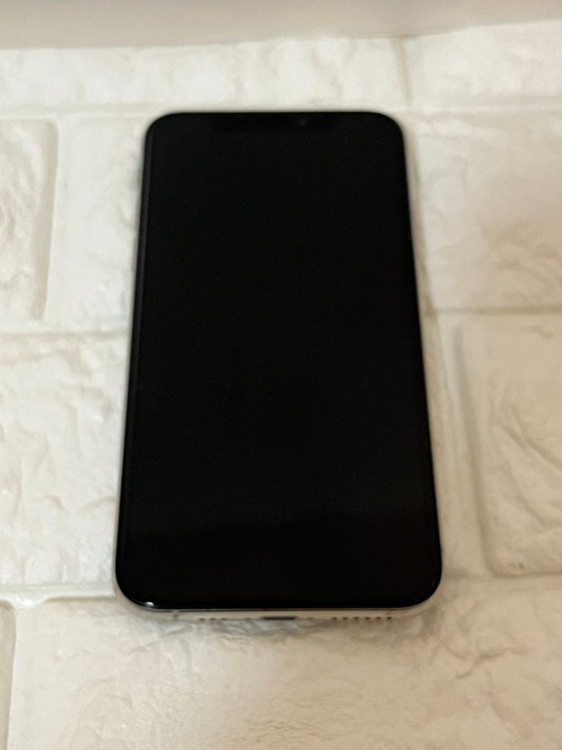 美品/iPhoneXs 256GB/シルバー/値下げ不可