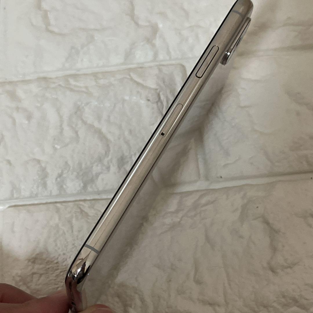 美品/iPhoneXs 256GB/シルバー/値下げ不可