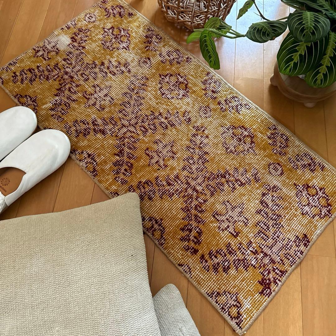 41.5×83マスタードイエロー×エンジ　トルコヴィンテージラグ