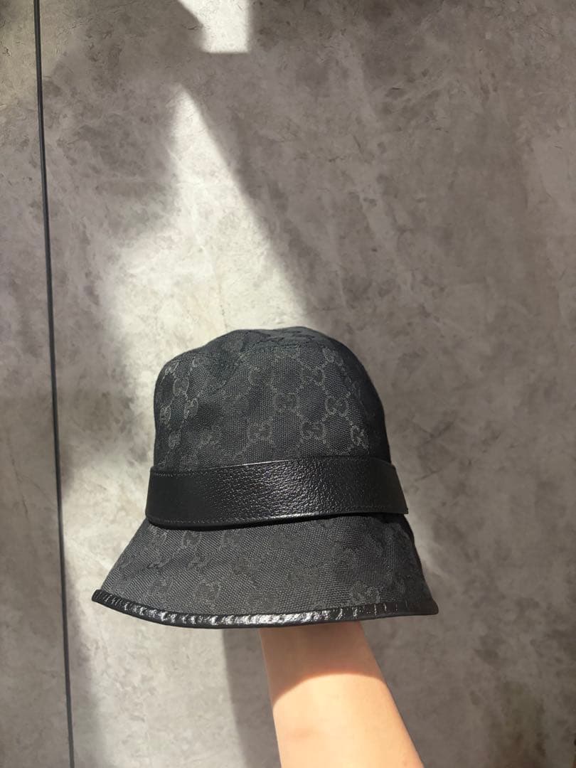 GUCCI グッチ バケットハット バケハ GG柄 ブラックゴールドロゴ 正規品