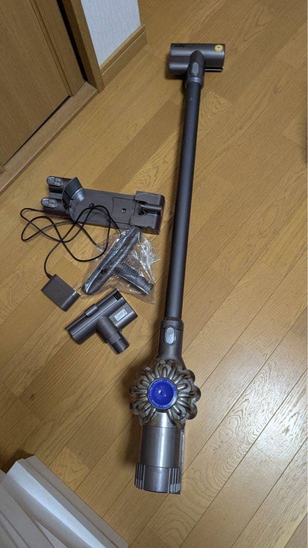 ダイソン　スティッククリーナー本体 充電ドック付き