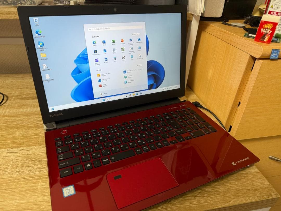 TOSHIBA 第八世代 i7 32GB 新品SSD512GB　Office付