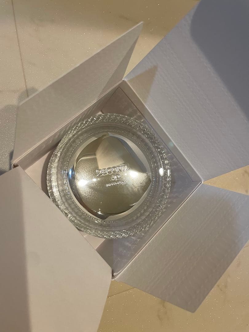 新品未使用　コスメデコルテAQミリオリティフェイスパウダーn 30g