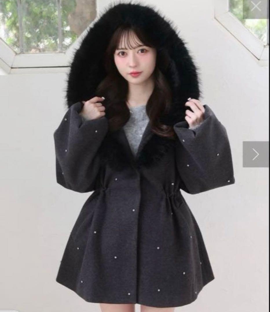 【値下げ可能】【未使用】フードフェイクファービジューミドルコート ナイスクラップ