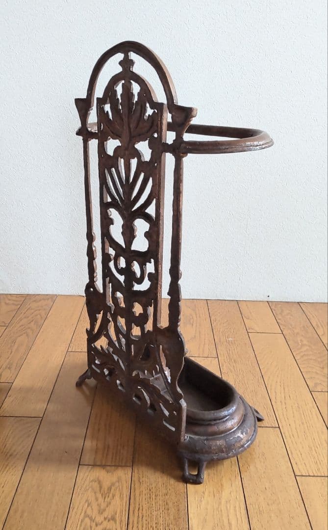 鋳鉄製 　傘立て 　アンティーク調