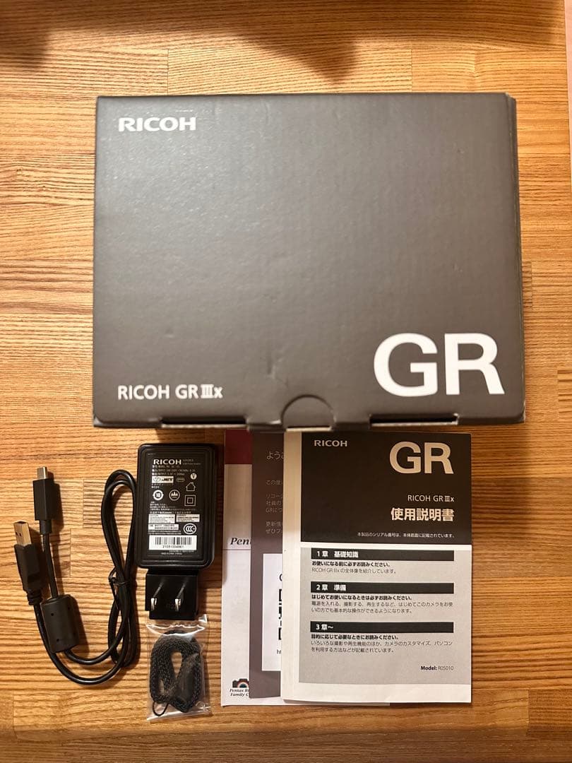 【美品・値下げ交渉不可】RICOH GRIIIx