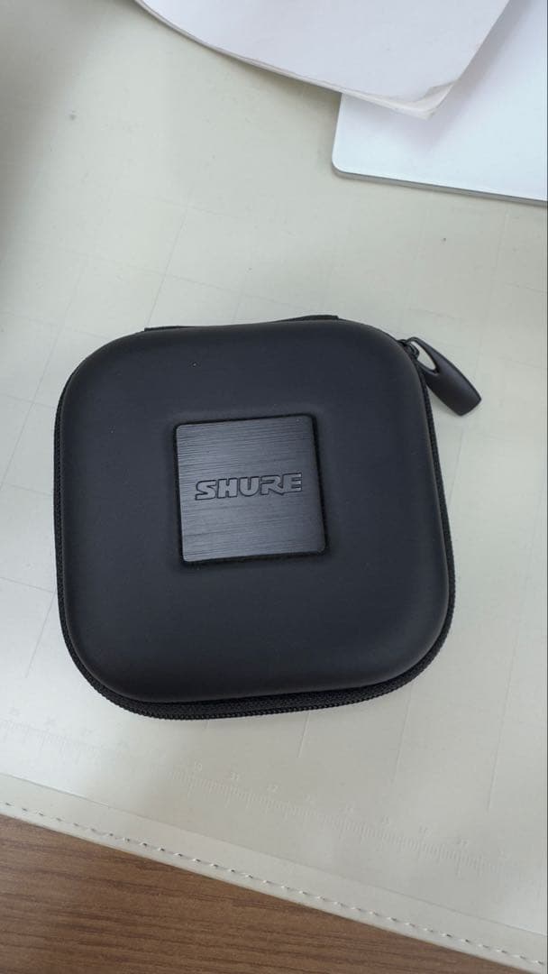 イヤホン SHURE SE846 Sound Isolating Earphones