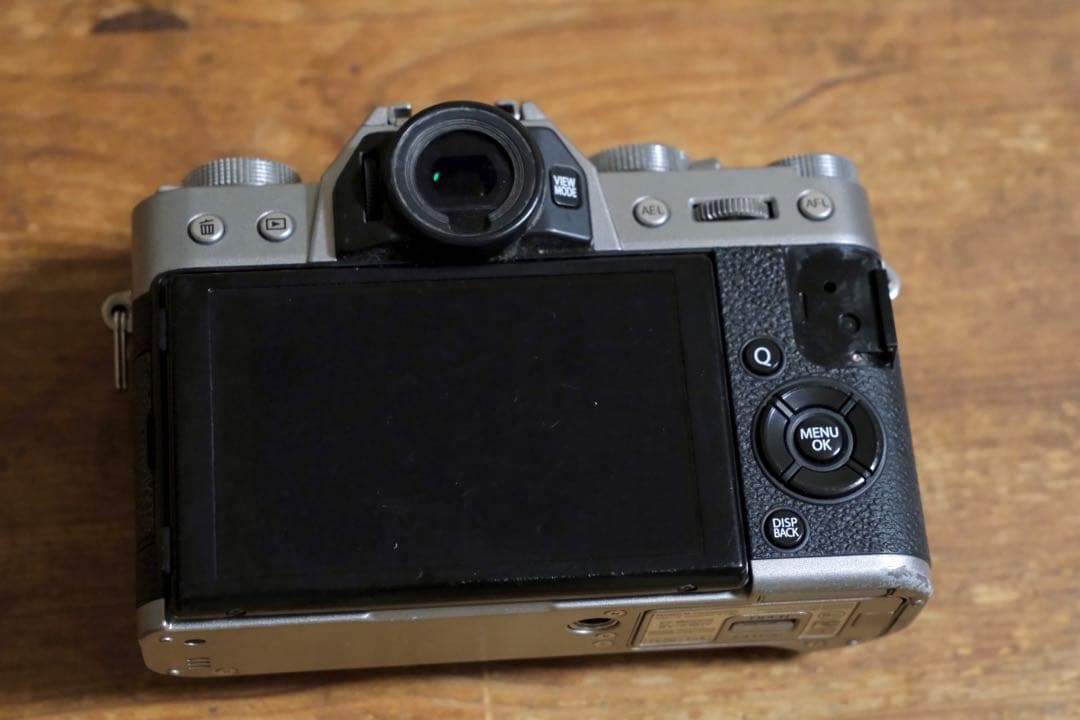 【値下げ可】Fujifilm XT20 ボディ（送料込）