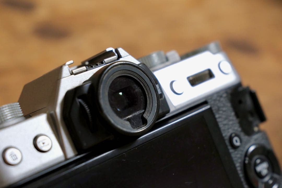 【値下げ可】Fujifilm XT20 ボディ（送料込）