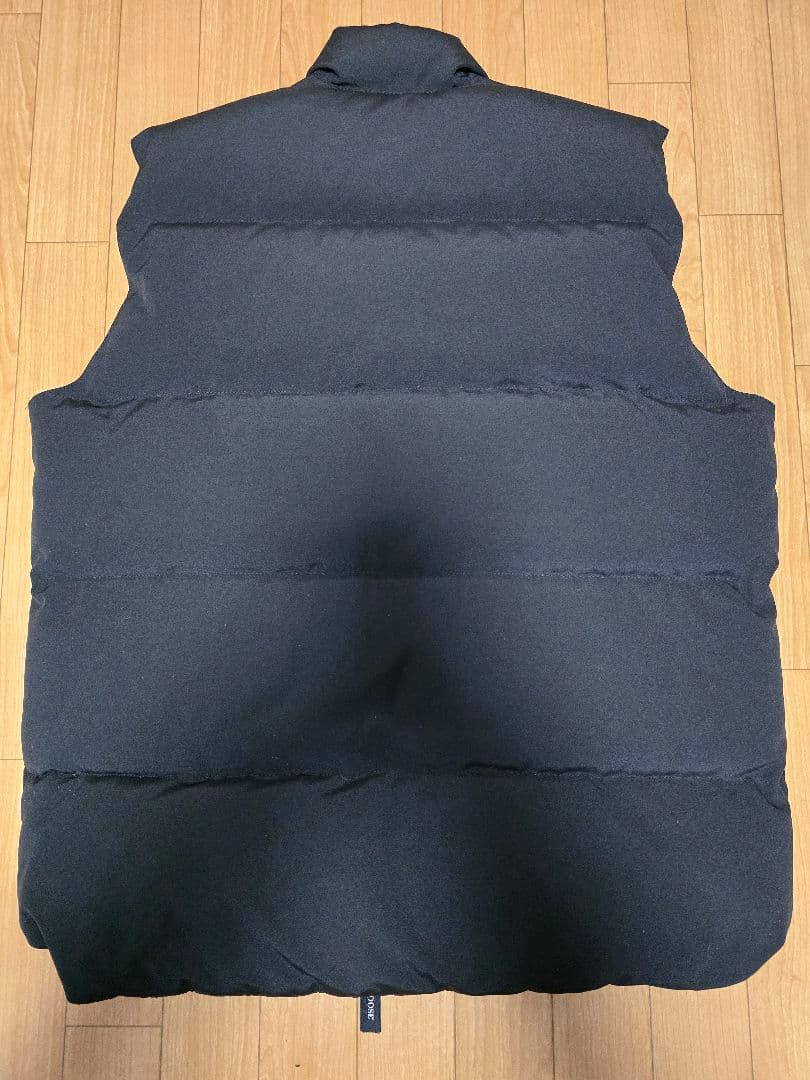   ブラック（Lサイズ）古着。