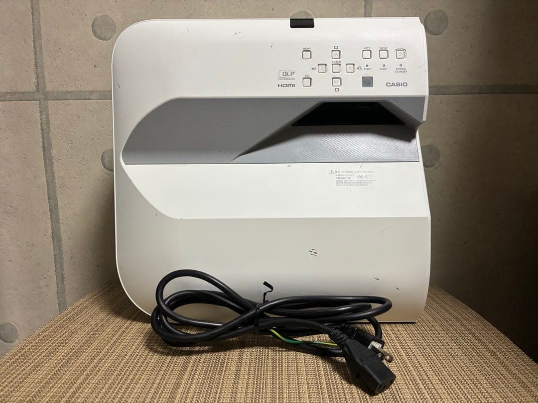 casio xj-ut351w カシオ プロジェクター