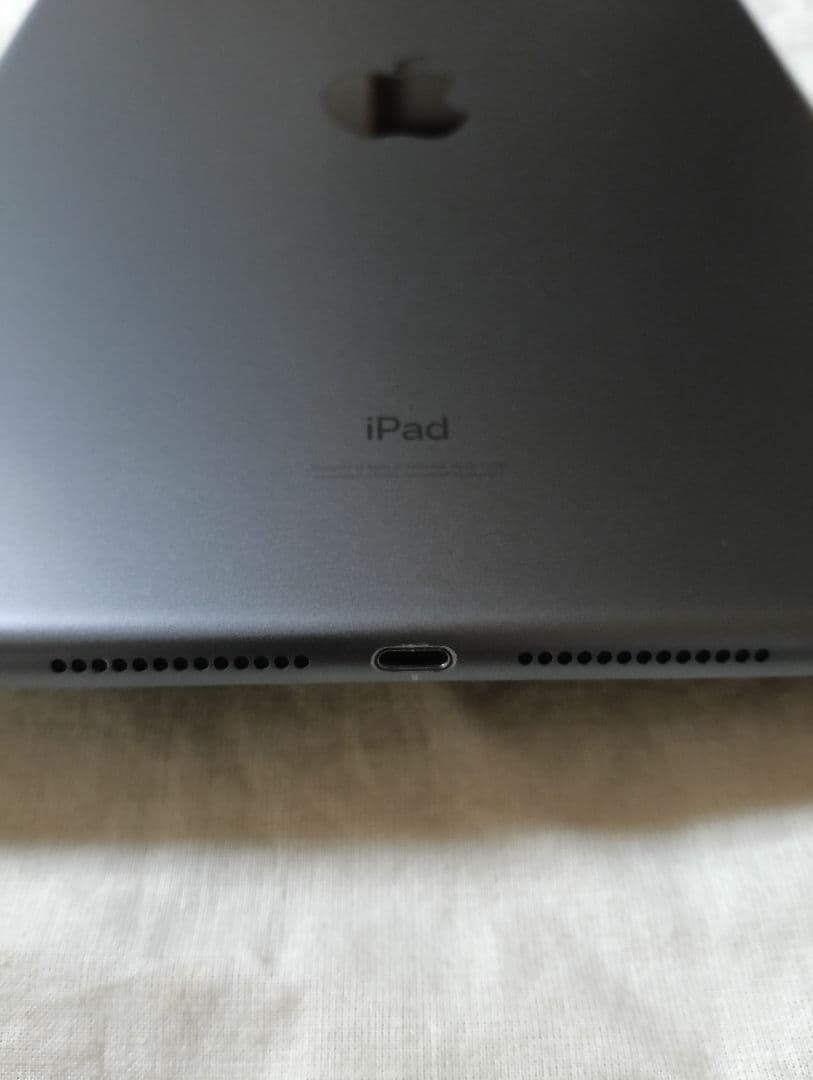 美品 iPad 第7世代 バッテリー92%