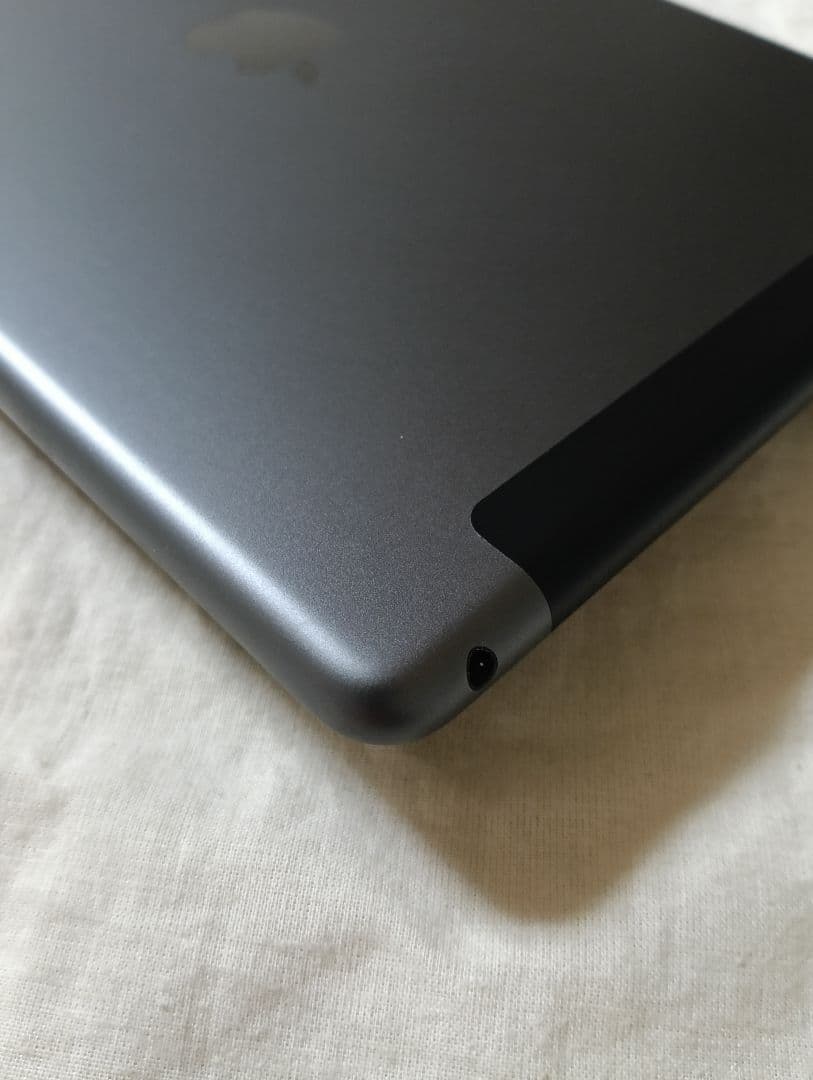 美品 iPad 第7世代 バッテリー92%