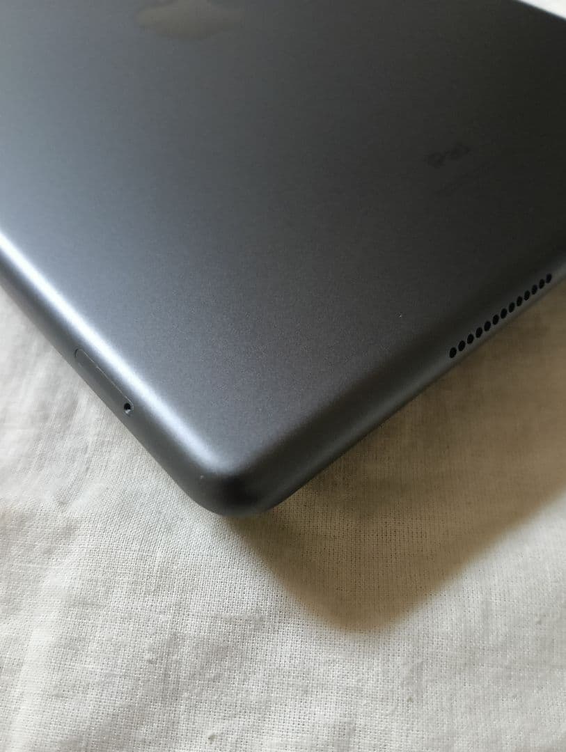 美品 iPad 第7世代 バッテリー92%