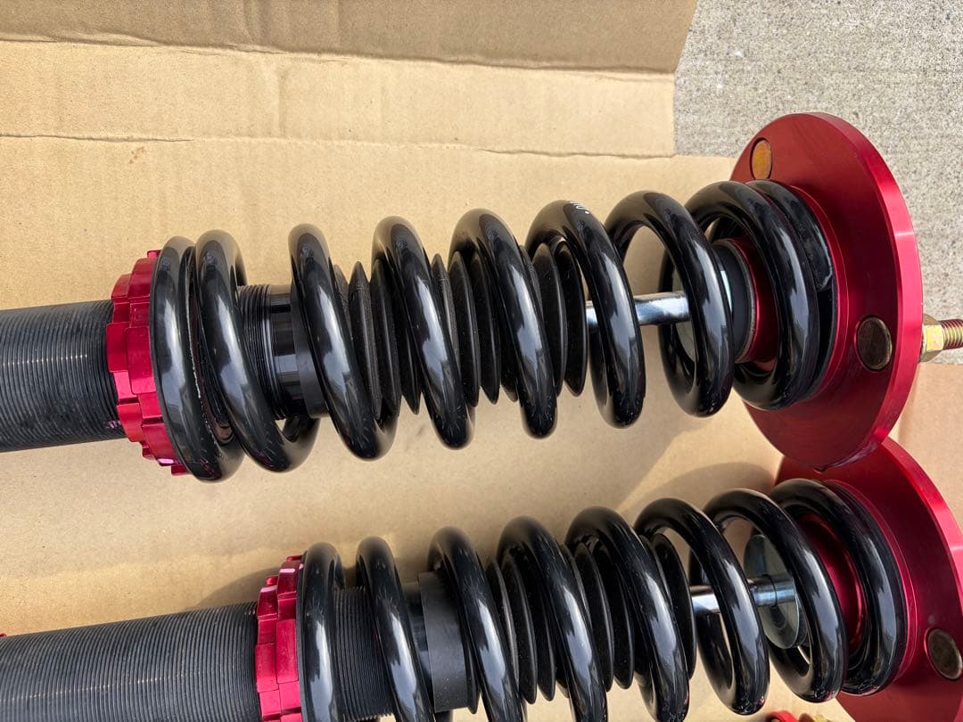 210クラウンマジェスタ　ラルグス車高調セット