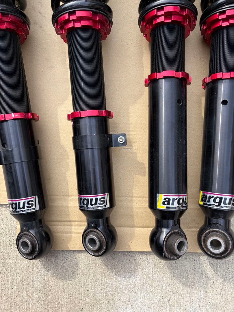 210クラウンマジェスタ　ラルグス車高調セット