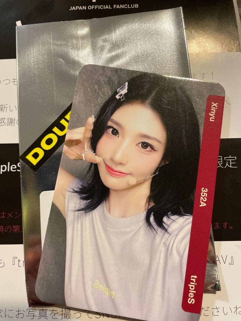 tripleS Xinyu objekt aa352 シンウィー QR未使用