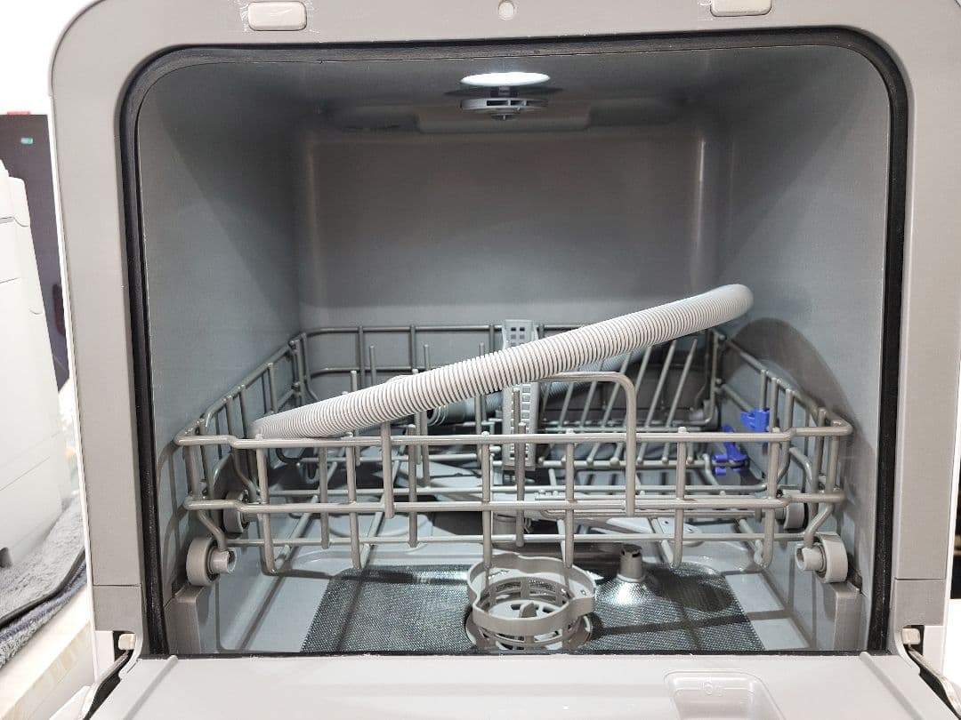 アイリスオーヤマ　食器洗い機乾燥機　ISHT-5000-W　中古