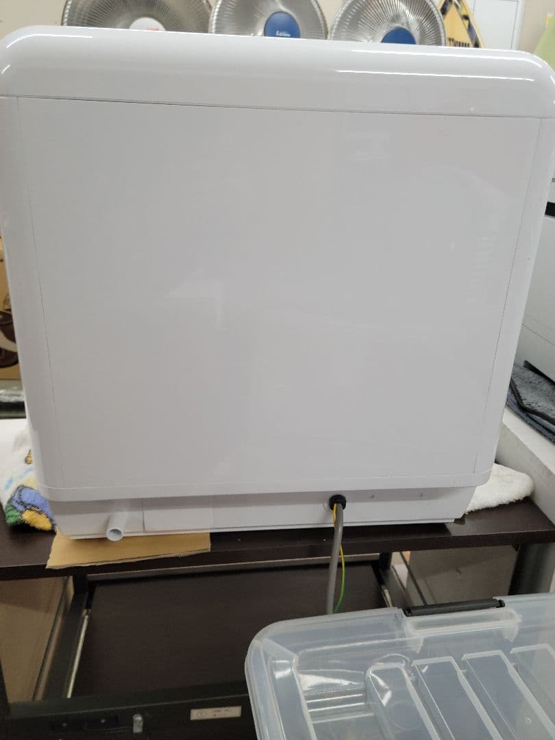 アイリスオーヤマ　食器洗い機乾燥機　ISHT-5000-W　中古