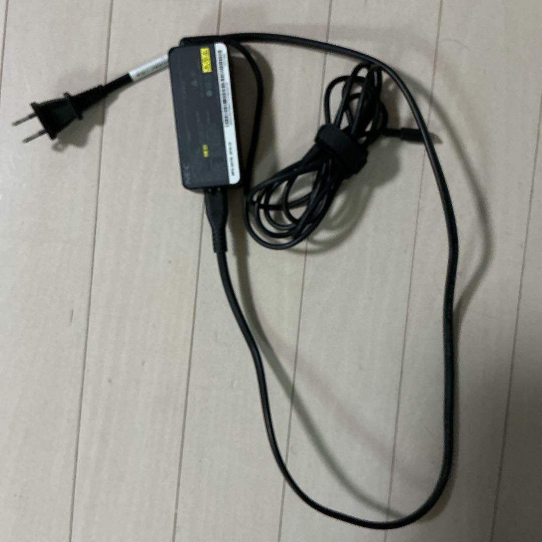 NEC pc-vkm17bzg4 i5-8350U/240GBノートパソコン