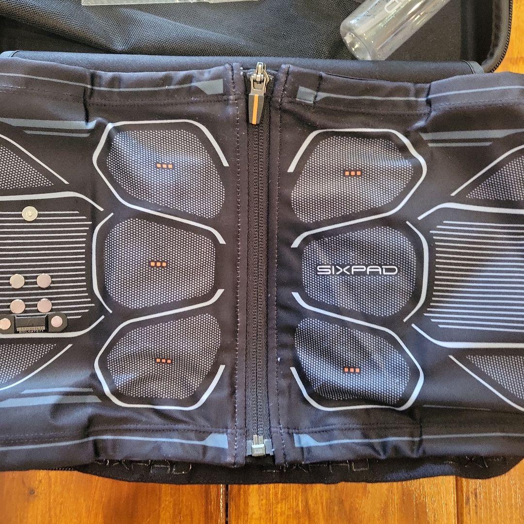 シックスパッド　SIXPAD 　Lサイズ