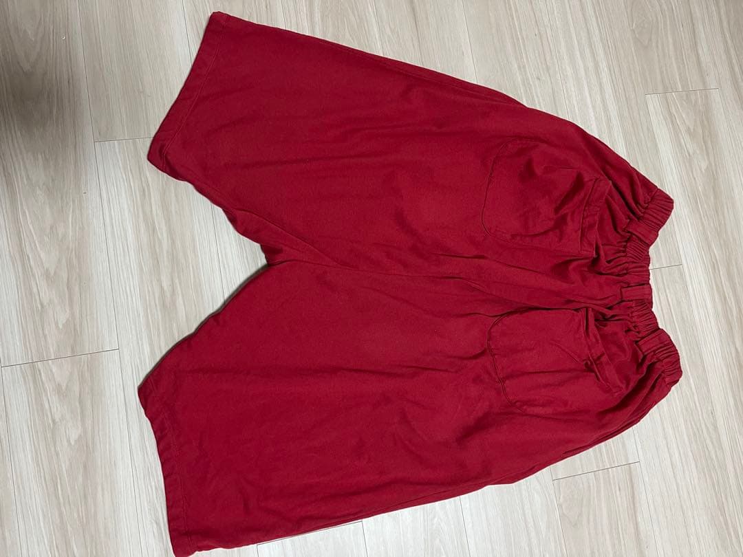 センソユニコ赤 グラフィックプリント パンツ