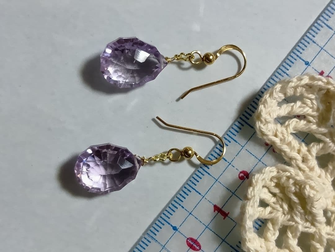 515/14kgfタンザナイト・ヘソナイト・ブルームーンストーンのチャーム