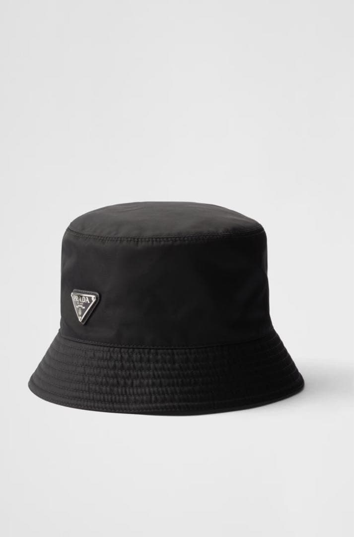 【大人気】PRADA プラダ バケハ 有名人多数着用！！