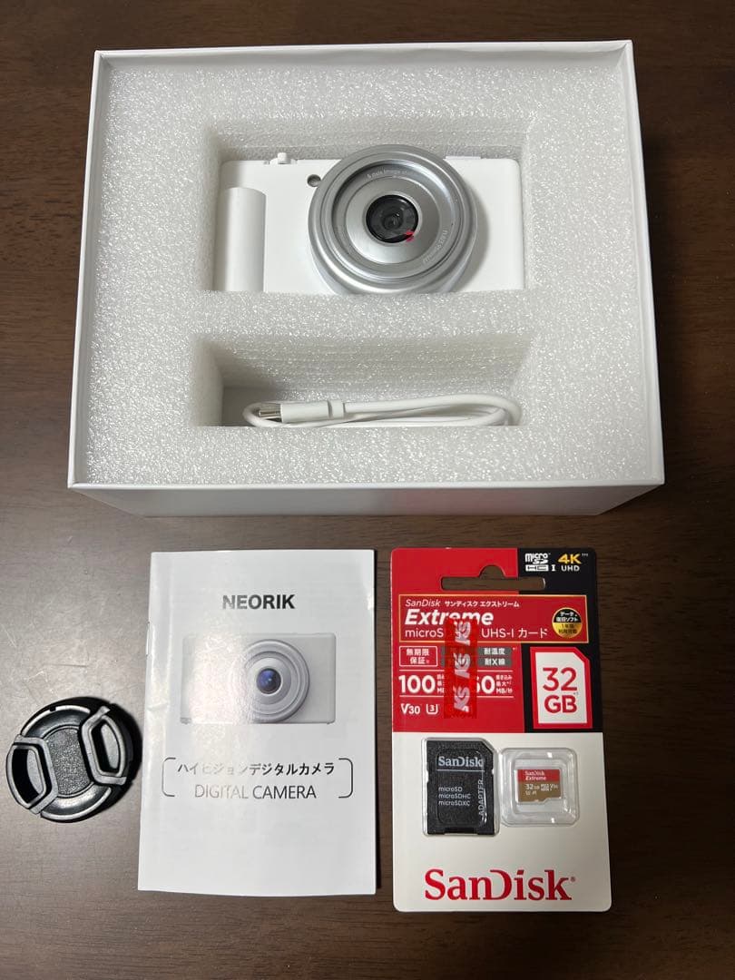 NEORIK デジタルカメラ ホワイト 32GB付き
