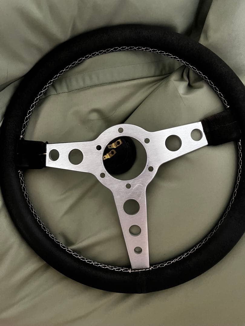 RENOWN ステアリング モナコ Pレザー 350㎜ シルバー
