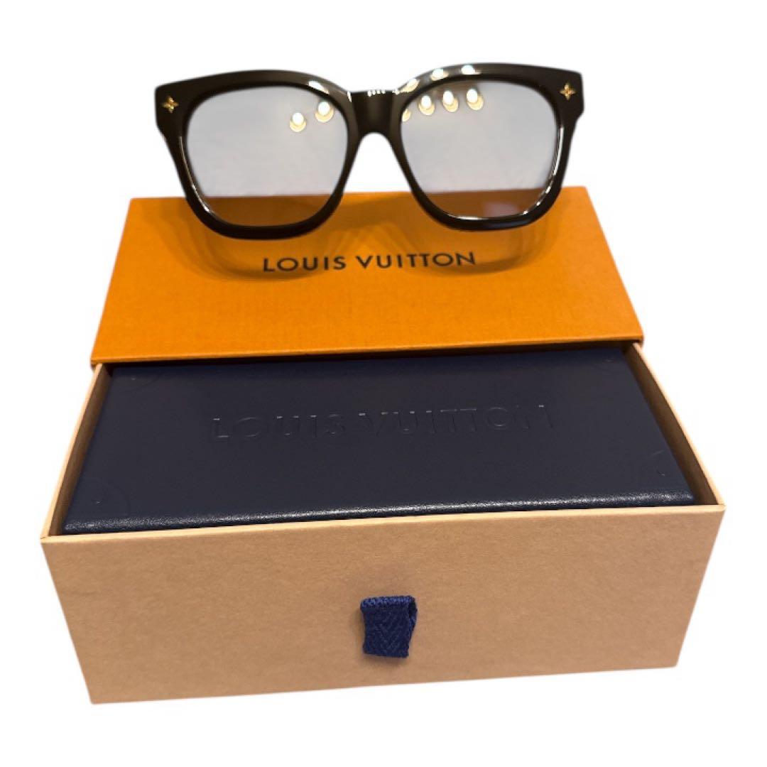 LOUIS VUITTON ブラックサングラス（美品）