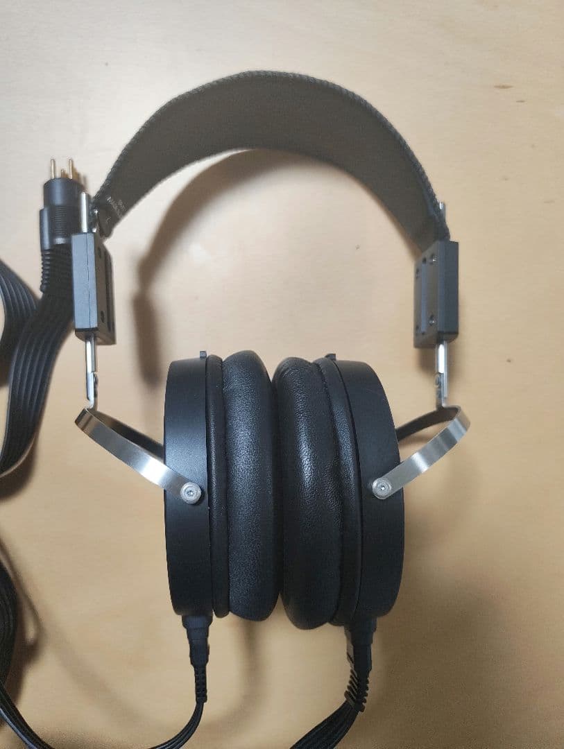 STAX SRS-X1000、純正ヘッドホンスタンド＆カバーのセット