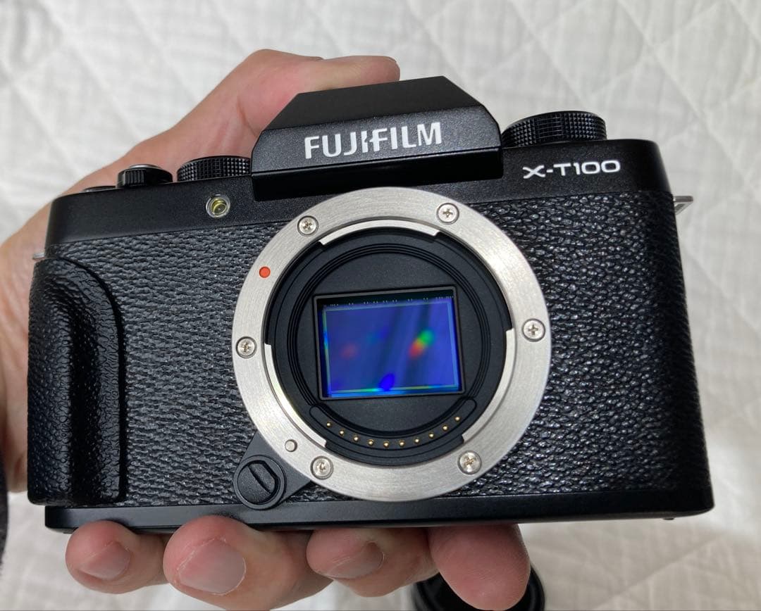 FUJIFILM X-T100 黒 ＋ XC 15-45mm レンズキット