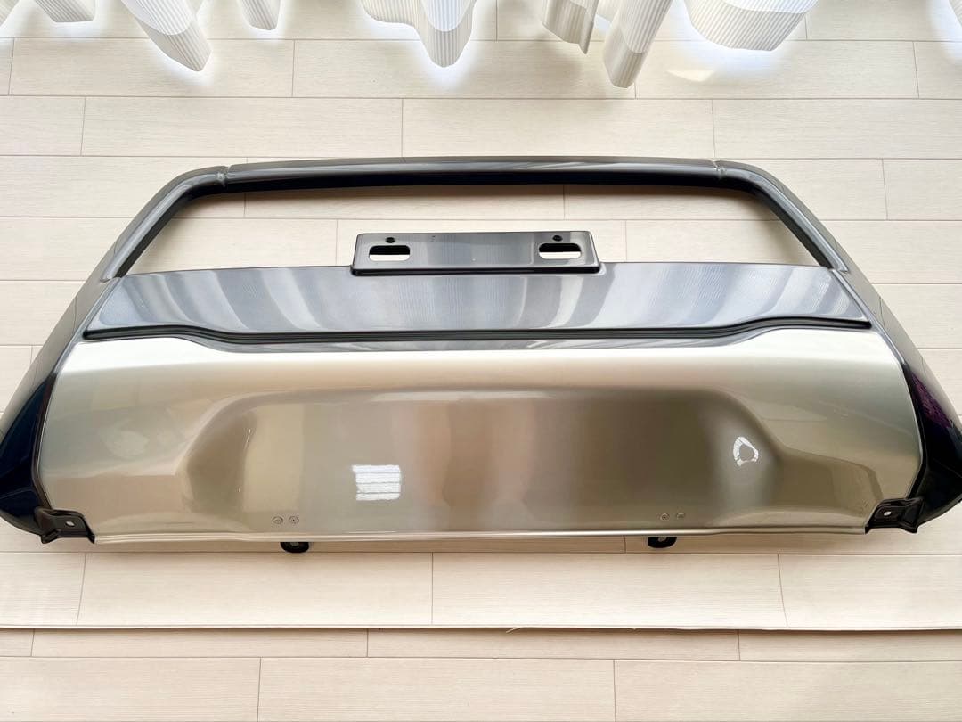 ハイラックス　フロントバンパープロテクター