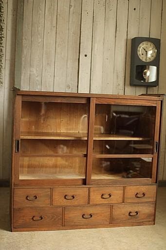 古い木製の格子ガラス戸棚×木製引き出し7杯　食器棚　水屋　キャビネット　古家具