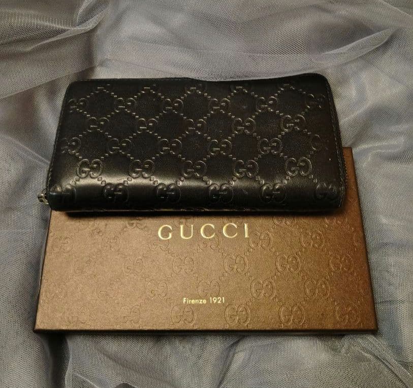 GUCCIグッチ 長財布 レザー ラウンドファスナー シマGG ブラック