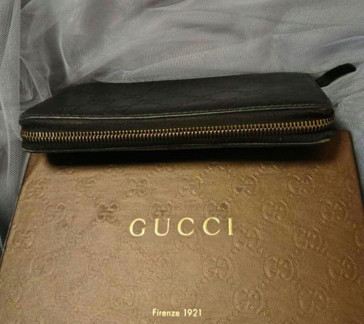 GUCCIグッチ 長財布 レザー ラウンドファスナー シマGG ブラック