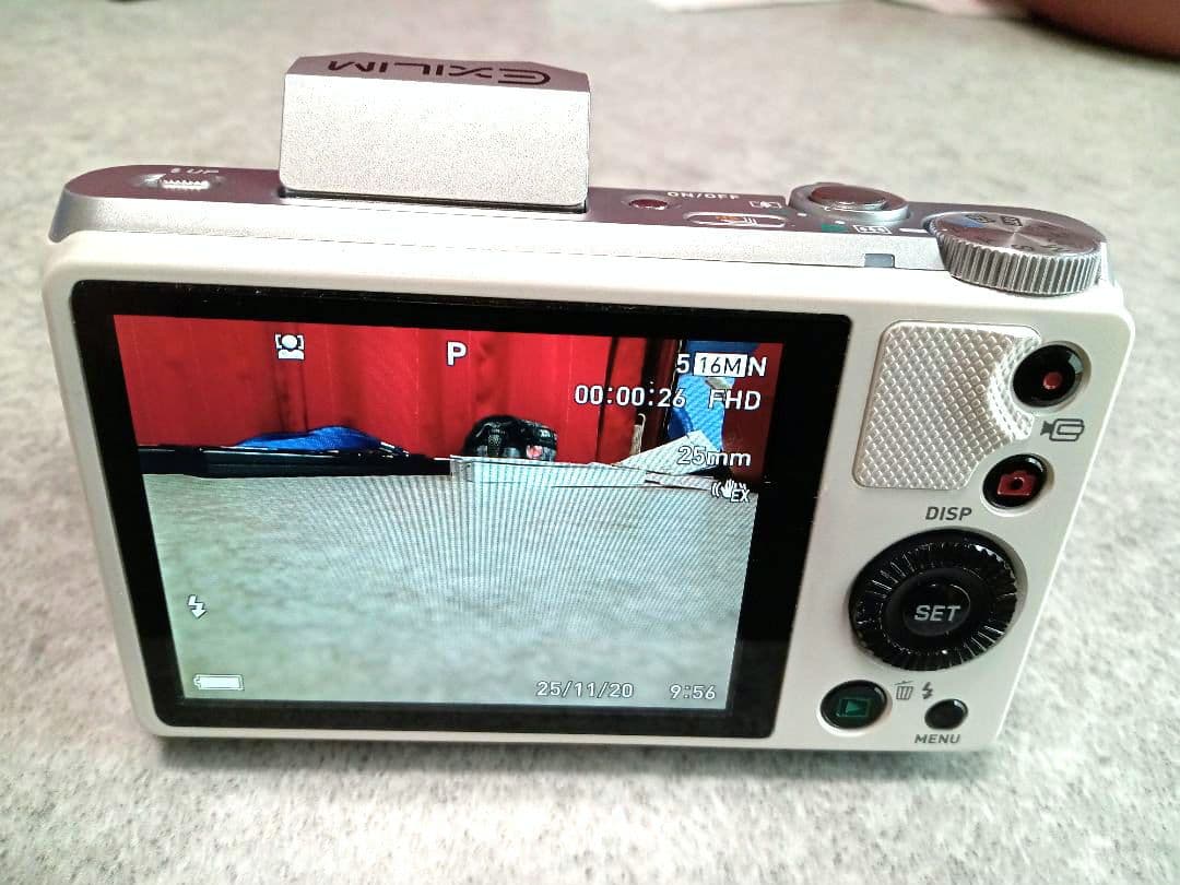 【美品・難あり】CASIO EX-ZR850 コンパクトデジタルカメラ