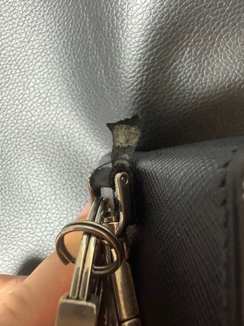 プラダ　PRADA AirPods pro ケース