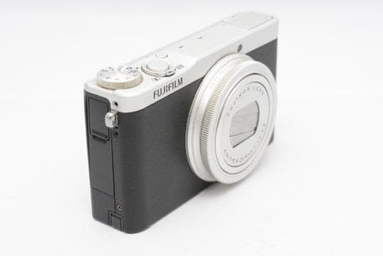 FUJIFILM XQ2 富士フイルム 高級コンパクトデジタルカメラ 人気モデル